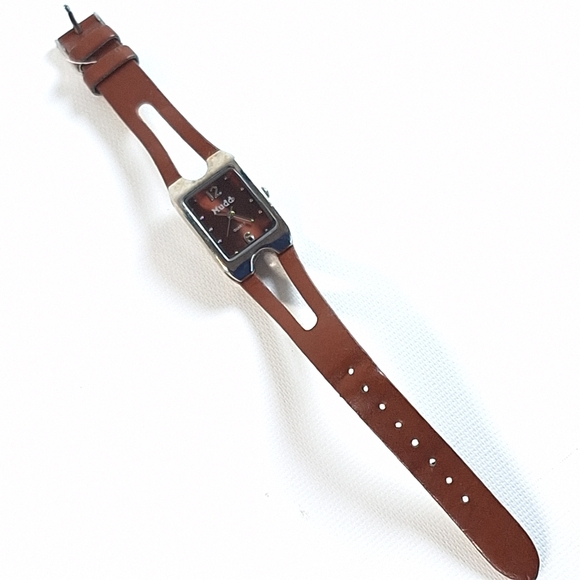 Mudd Brown Leather Band Quartz Ladies Wrist Watch, New Battery - Picture 3 of 10